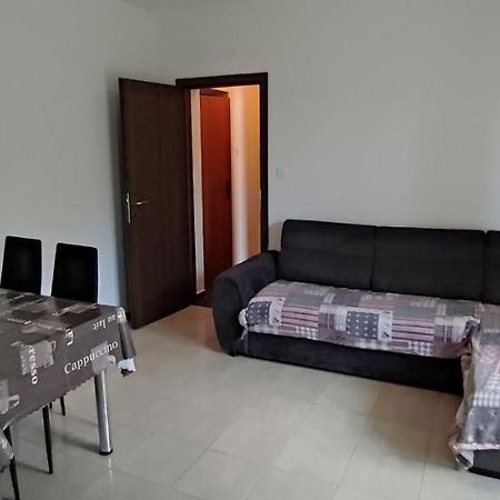 Appartamento Ap Nada Rogoznica  Esterno foto