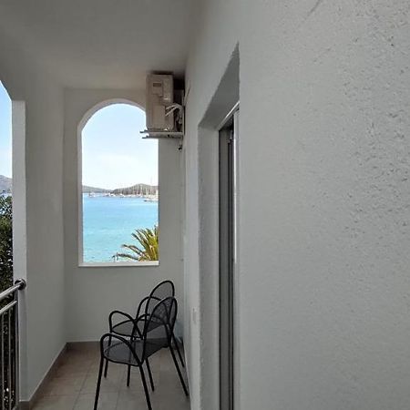 Appartamento Ap Nada Rogoznica  Esterno foto